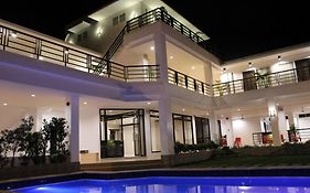 Be-Ing Suites