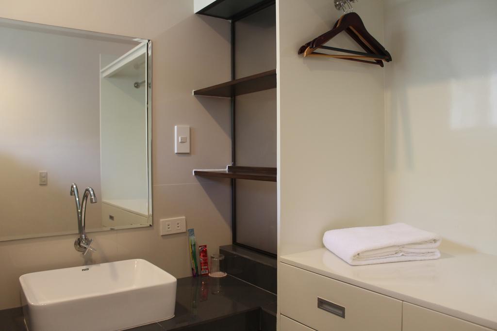 Be-Ing Suites Davao City Buitenkant foto