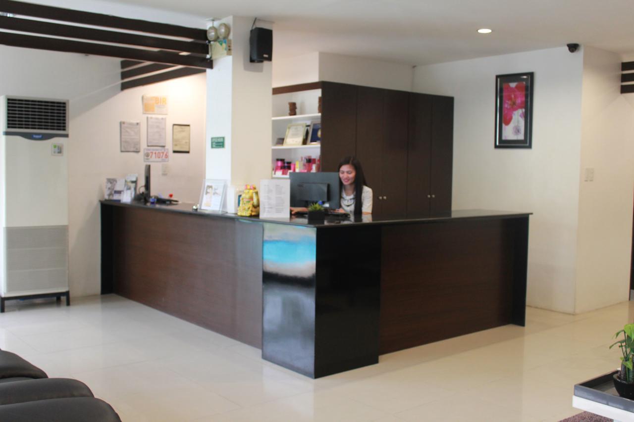 Be-Ing Suites Davao City Buitenkant foto