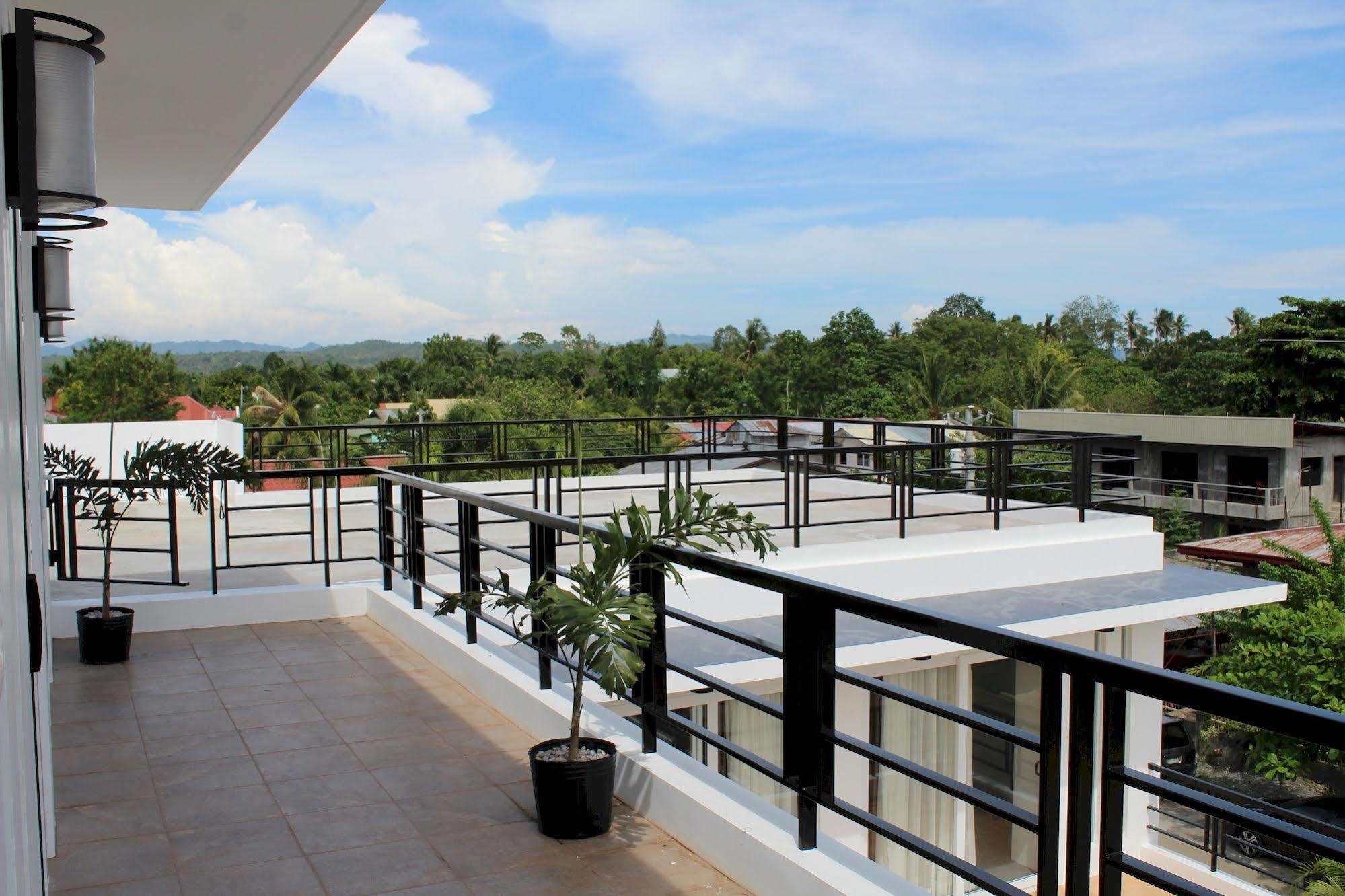 Be-Ing Suites Davao City Buitenkant foto